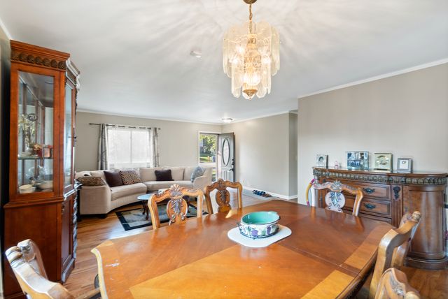 111 Deerpath Road, Matteson, IL 60443