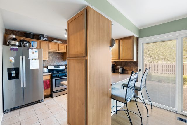 111 Deerpath Road, Matteson, IL 60443