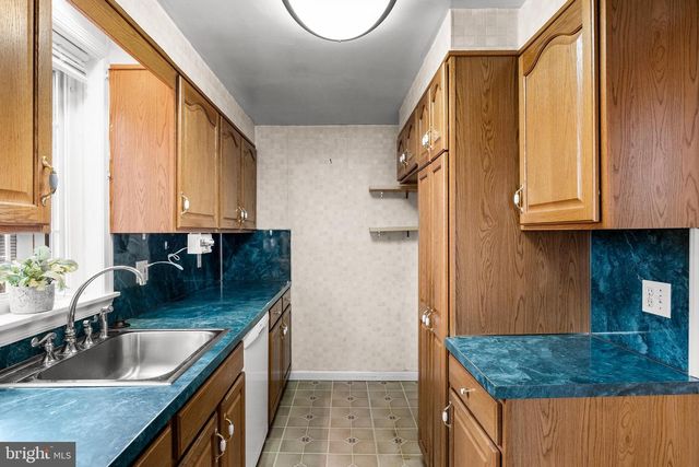 7428 PALMETTO ST, Philadelphia, PA 19111