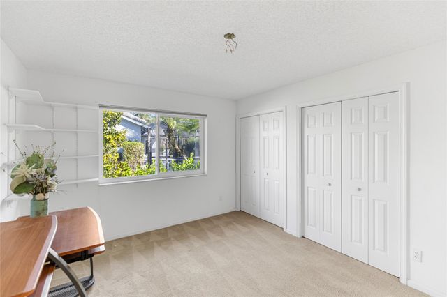 560 NW 110th Ave, Plantation, FL 33324