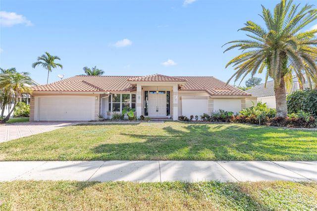 560 NW 110th Ave, Plantation, FL 33324