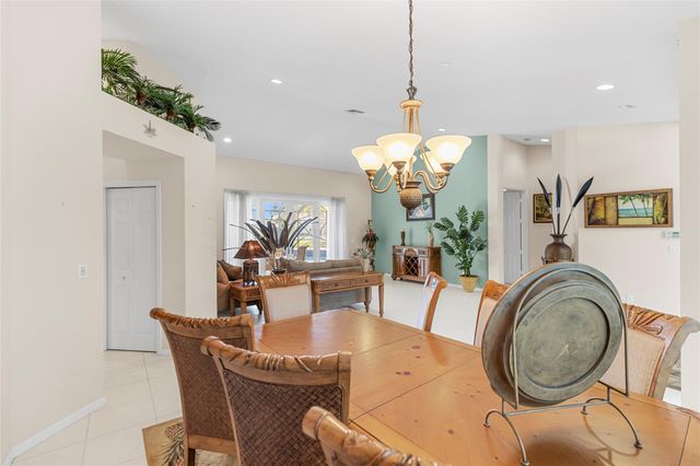 560 NW 110th Ave, Plantation, FL 33324