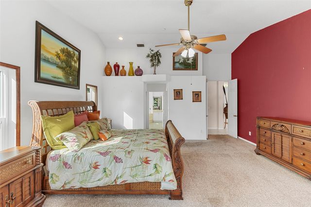 560 NW 110th Ave, Plantation, FL 33324