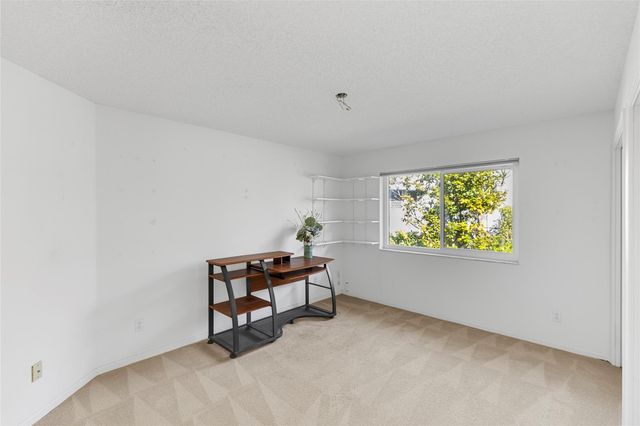 560 NW 110th Ave, Plantation, FL 33324