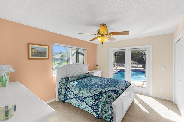 560 NW 110th Ave, Plantation, FL 33324