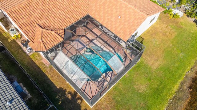 560 NW 110th Ave, Plantation, FL 33324