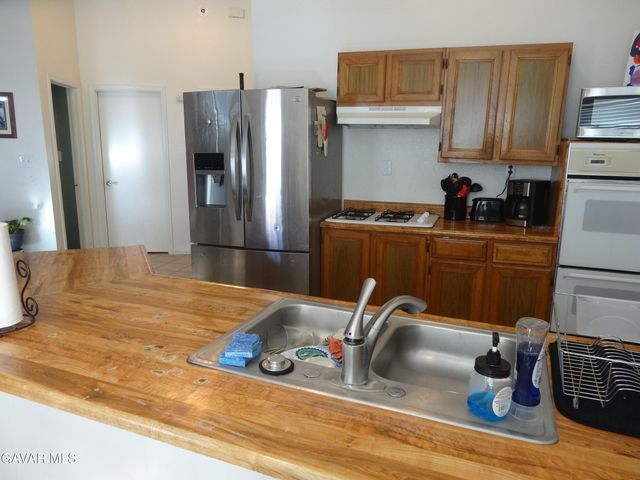 9425 Tanganda Road, Tehachapi, CA 93561