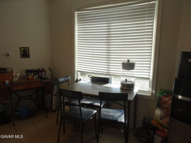 9425 Tanganda Road, Tehachapi, CA 93561