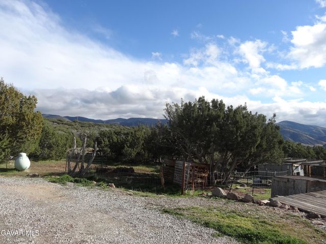9425 Tanganda Road, Tehachapi, CA 93561