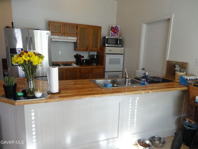 9425 Tanganda Road, Tehachapi, CA 93561