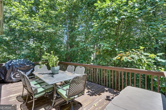 6416 Deep Woods Court, Flowery Branch, GA 30542