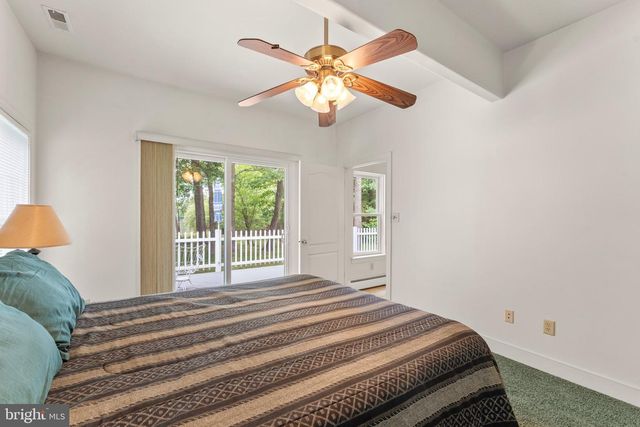 367 EDGEWATER LN, Montross, VA 22520