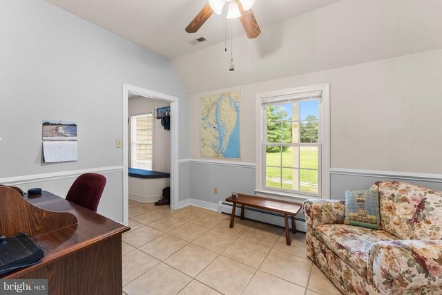 367 EDGEWATER LN, Montross, VA 22520