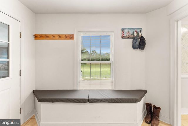 367 EDGEWATER LN, Montross, VA 22520