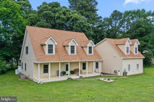 367 EDGEWATER LN, Montross, VA 22520