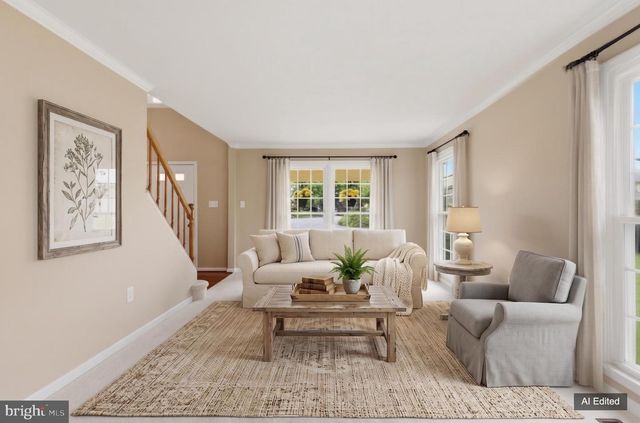 8065 CRIMSON LEAF CT, Gainesville, VA 20155
