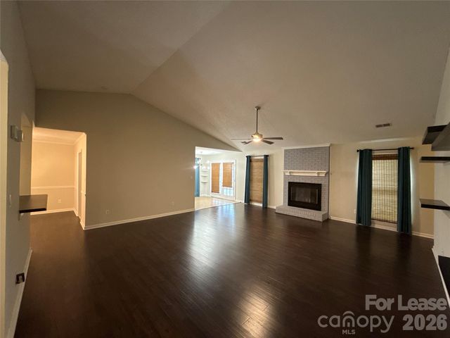 7809 Glencannon Drive, Charlotte, NC 28227