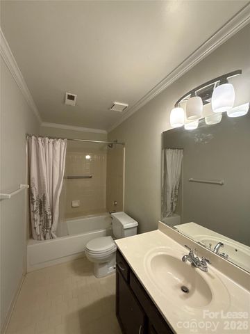 7809 Glencannon Drive, Charlotte, NC 28227