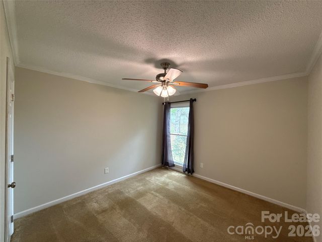 7809 Glencannon Drive, Charlotte, NC 28227