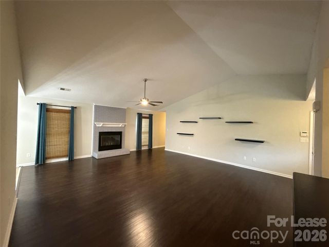 7809 Glencannon Drive, Charlotte, NC 28227