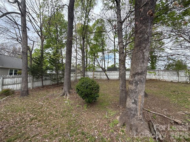 7809 Glencannon Drive, Charlotte, NC 28227