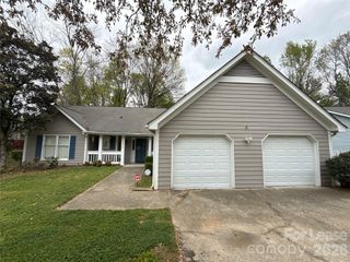 7809 Glencannon Drive, Charlotte, NC 28227