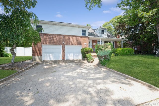 485 Gifford Avenue, Oceanside, NY 11572
