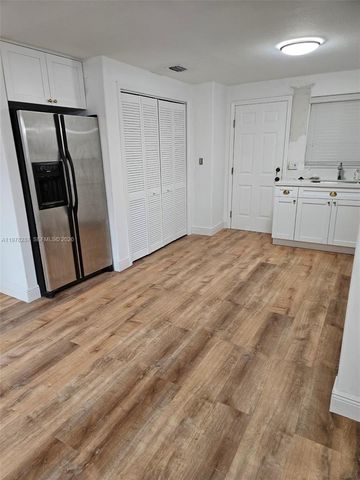 2641 SW 31st Ave, Miami, FL 33133