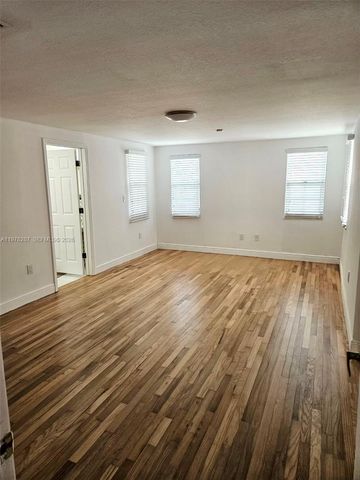 2641 SW 31st Ave, Miami, FL 33133