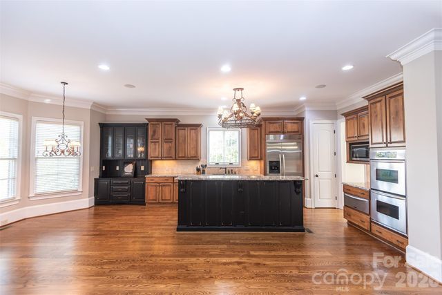 2616 Ladley Court, Charlotte, NC 28226