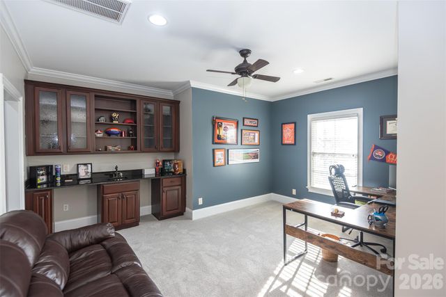 2616 Ladley Court, Charlotte, NC 28226