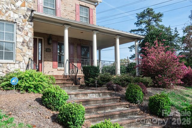 2616 Ladley Court, Charlotte, NC 28226