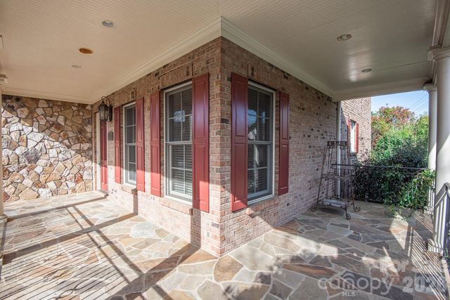 2616 Ladley Court, Charlotte, NC 28226