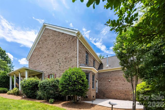 2616 Ladley Court, Charlotte, NC 28226
