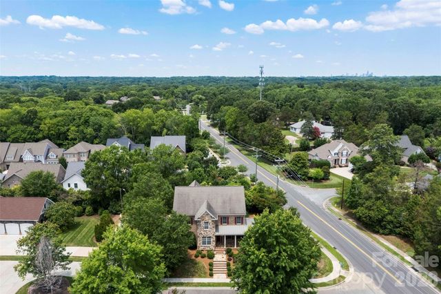 2616 Ladley Court, Charlotte, NC 28226