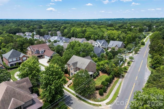 2616 Ladley Court, Charlotte, NC 28226