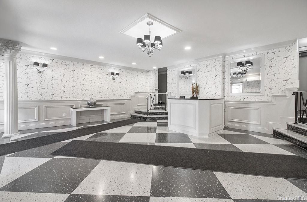69-45 108th Street 4F, Forest Hills, NY 11375 — photo 2