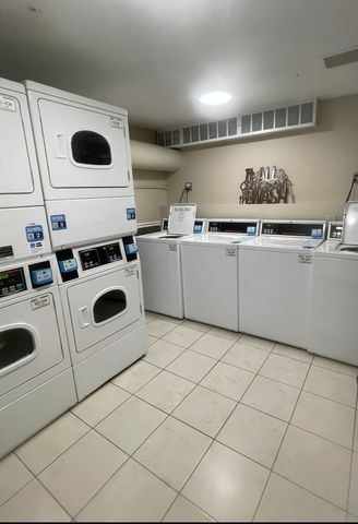 6730 S South Shore Drive 804, Chicago, IL 60649