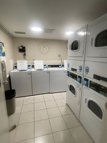 6730 S South Shore Drive 804, Chicago, IL 60649