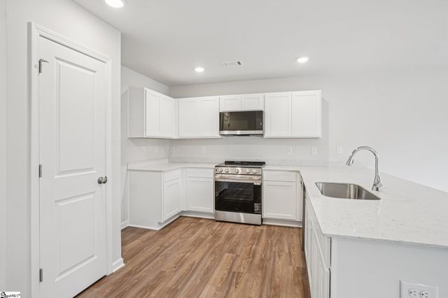 531 Tomlin Trail, Spartanburg, SC 29301