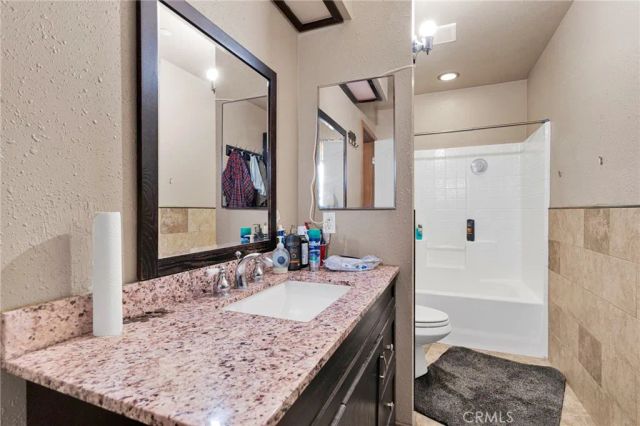 7397 Arcadia, Apple Valley, CA 92308
