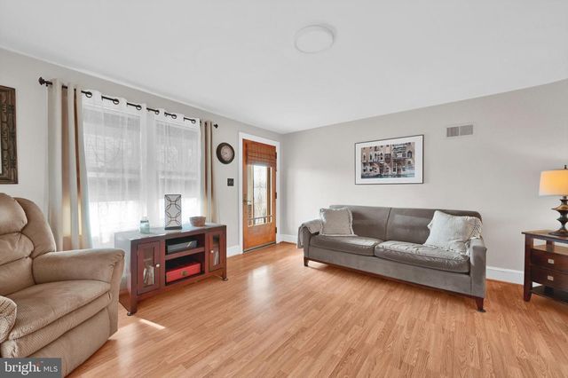 614 FLORENCE AVE, Hamburg, PA 19526