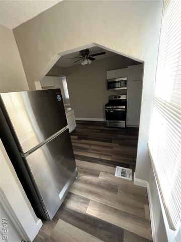 1333 Fairview Avenue, University City, MO 63130