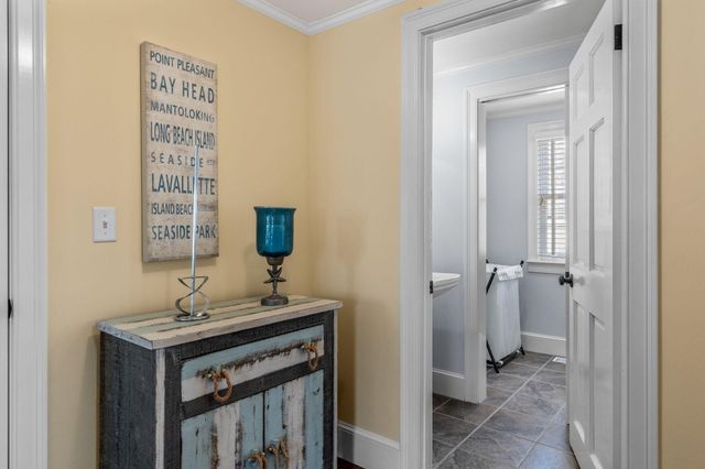 48 Bayview Circle, Osterville, MA 02655