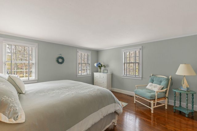 48 Bayview Circle, Osterville, MA 02655
