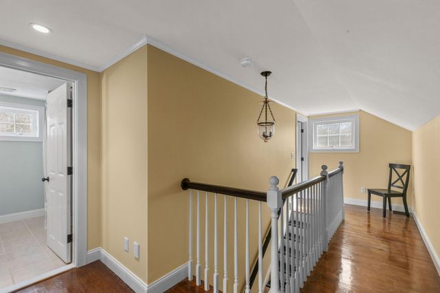 48 Bayview Circle, Osterville, MA 02655