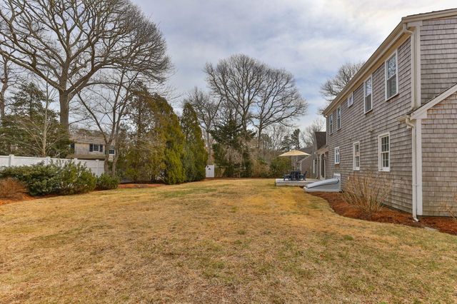 48 Bayview Circle, Osterville, MA 02655