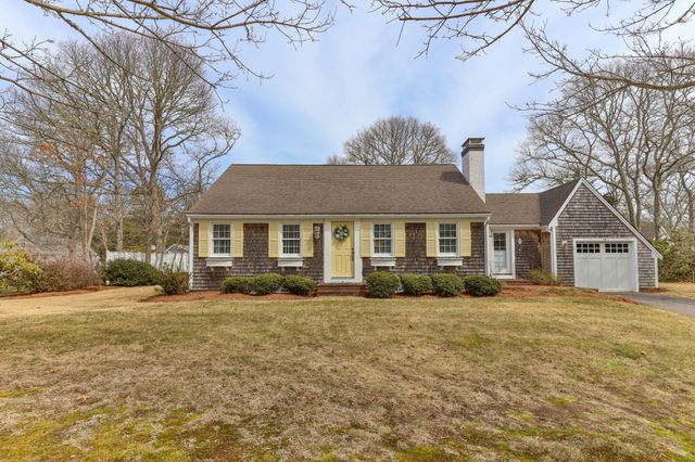 48 Bayview Circle, Osterville, MA 02655