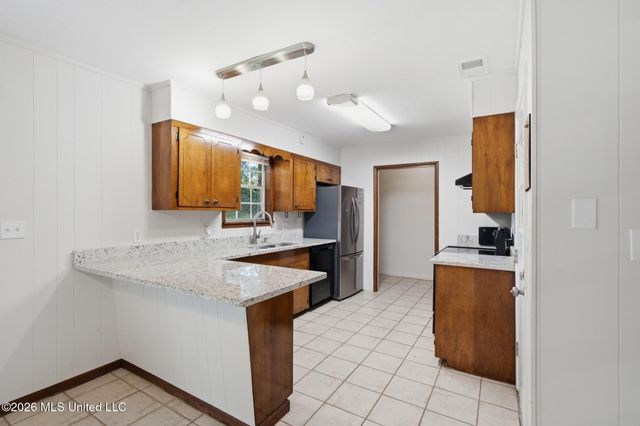 3 Chalmett Place, Hattiesburg, MS 39402
