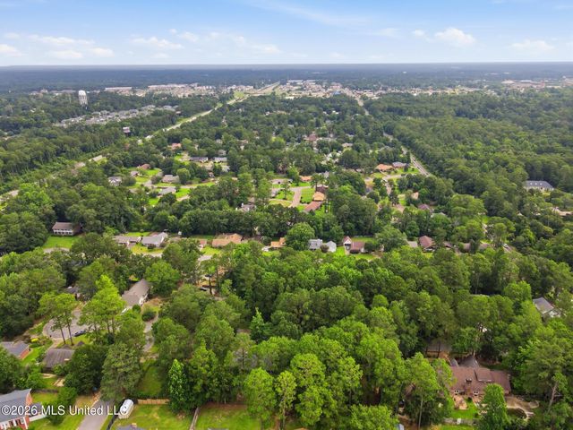 3 Chalmett Place, Hattiesburg, MS 39402
